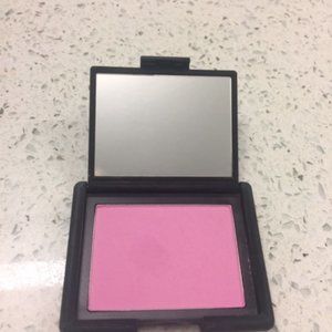 NARS blush in Thrill